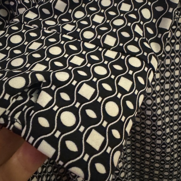 Soho geometric dress - Picture 5 of 5